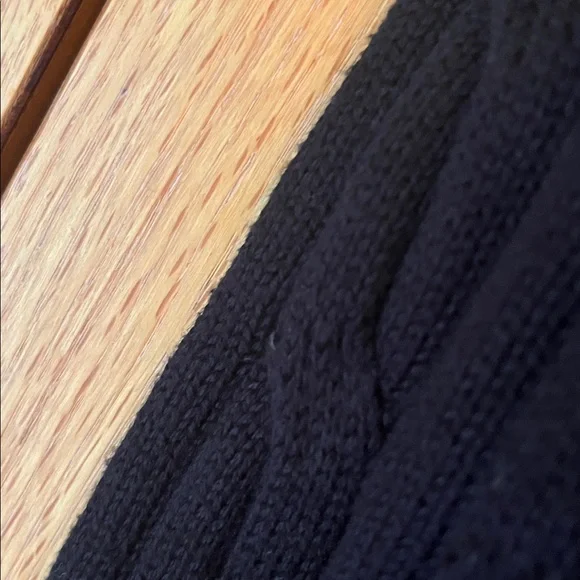Lacoste Men’s Black Cotton Cable Knit V Neck Sweater Peru Size XL 44 EUC